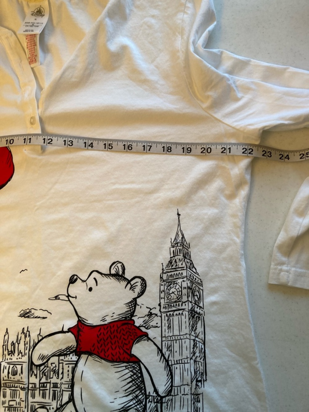 Disney Winnie the Pooh in London Balloon Pajama Set - Picture 12 of 13